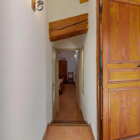 Charming In With Balcony * Tautavel