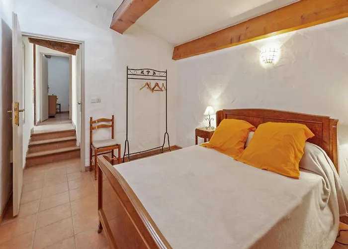 Charming Holiday Home In Tautavel With Balcony